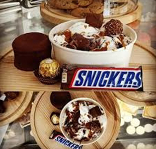 SUNDAES SNICKERS